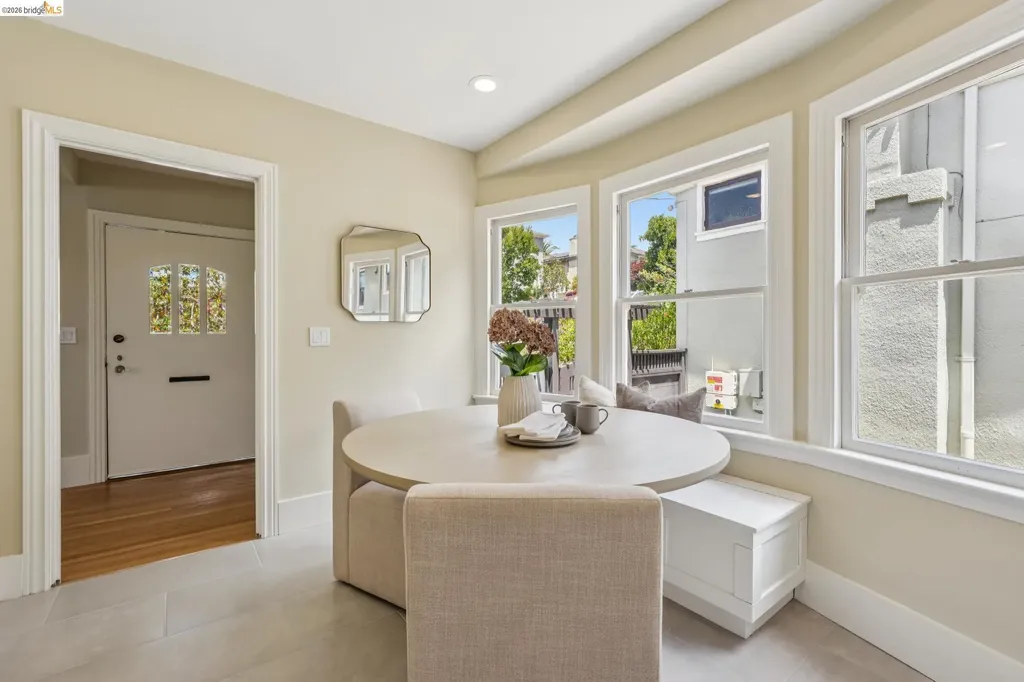 4630 Edgewood Avenue Oakland CA 94602