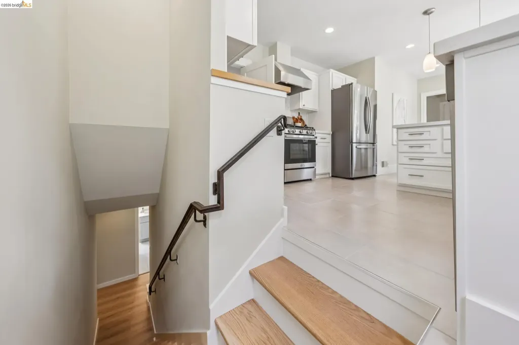4630 Edgewood Avenue Oakland CA 94602