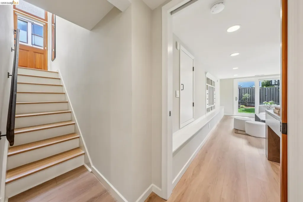 4630 Edgewood Avenue Oakland CA 94602