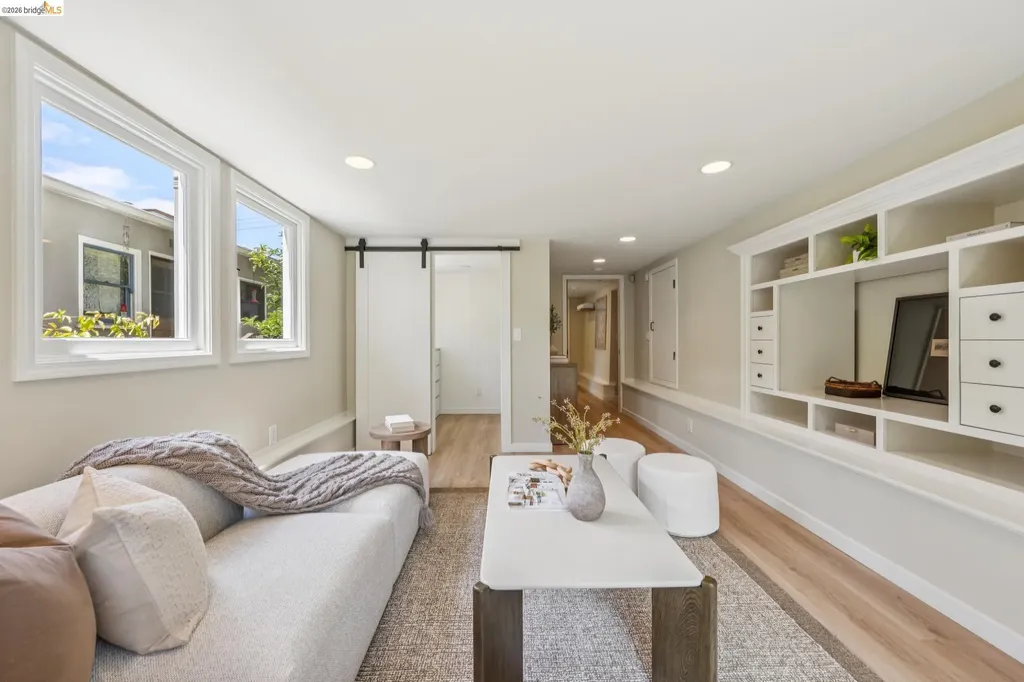 4630 Edgewood Avenue Oakland CA 94602