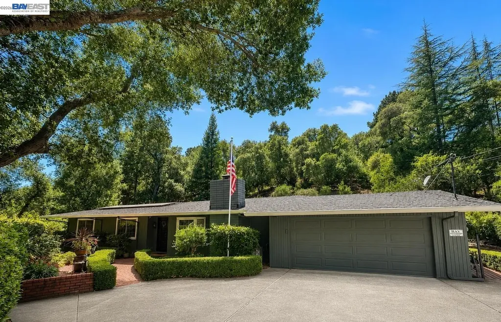 516 Moraga Way Orinda CA 94563