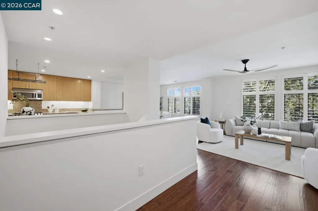 438 Grand Avenue Oakland CA 94612