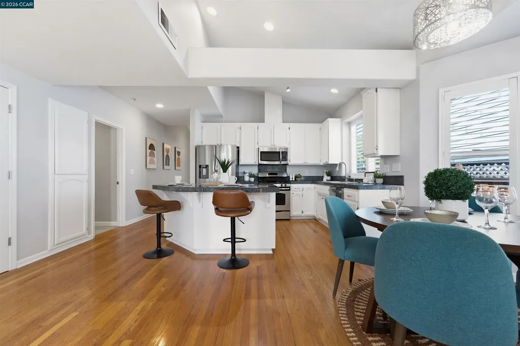 6 Moss Court Napa CA 94558