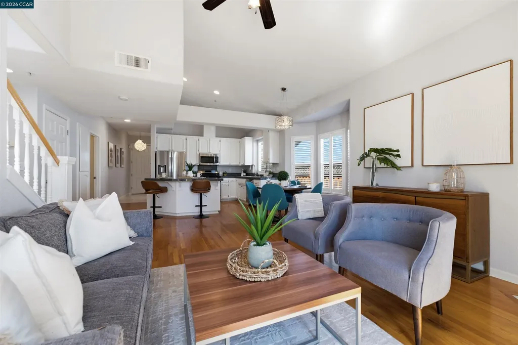 6 Moss Court Napa CA 94558