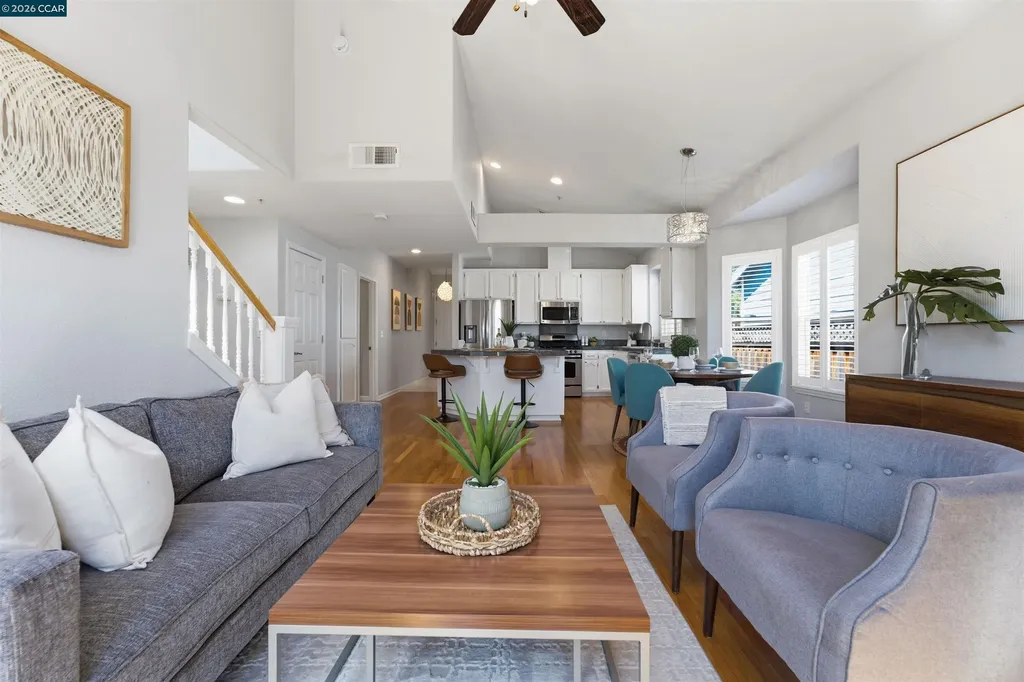 6 Moss Court Napa CA 94558