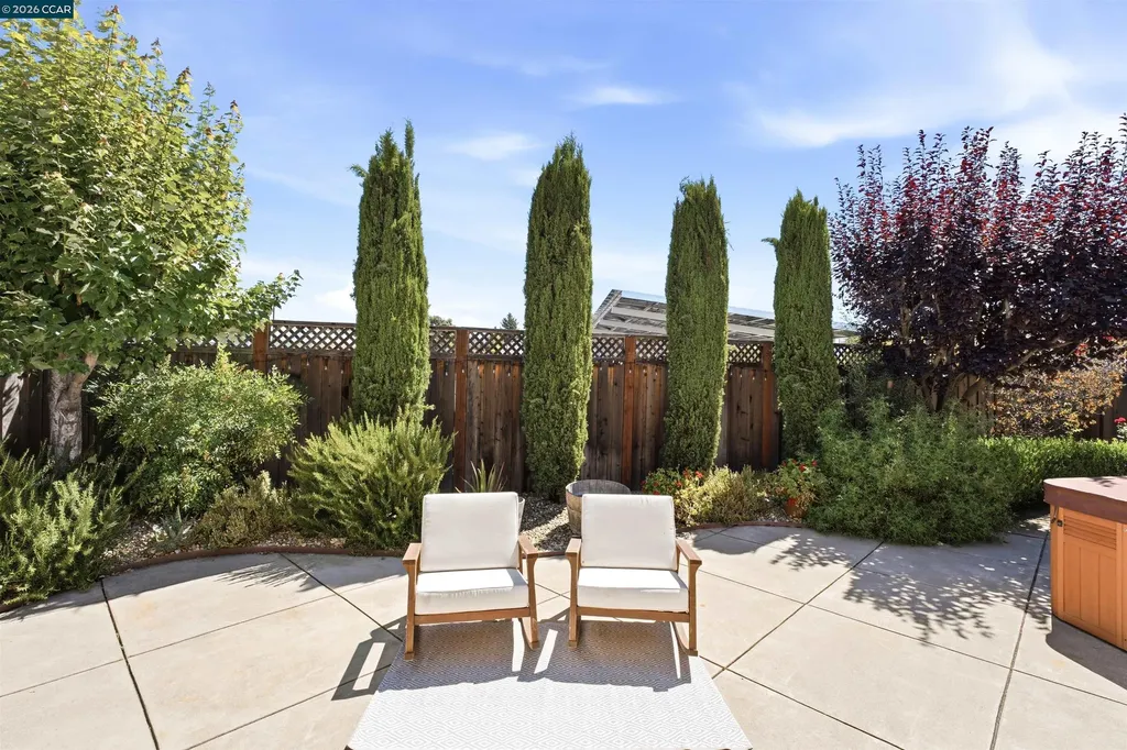 6 Moss Court Napa CA 94558