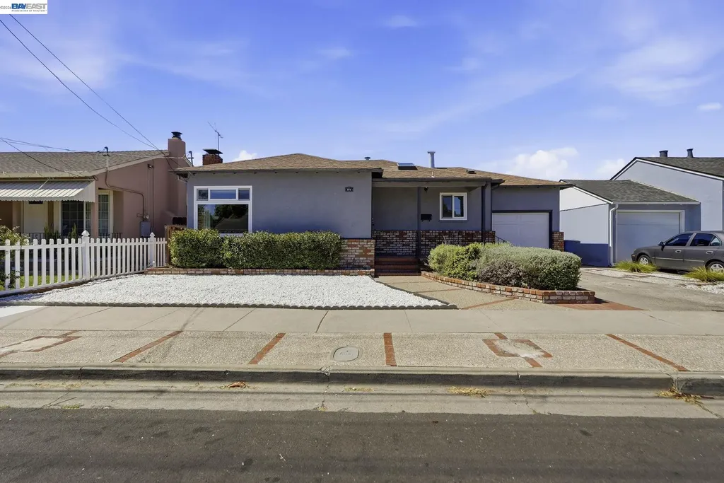 973 Phillips Way Hayward CA 94541