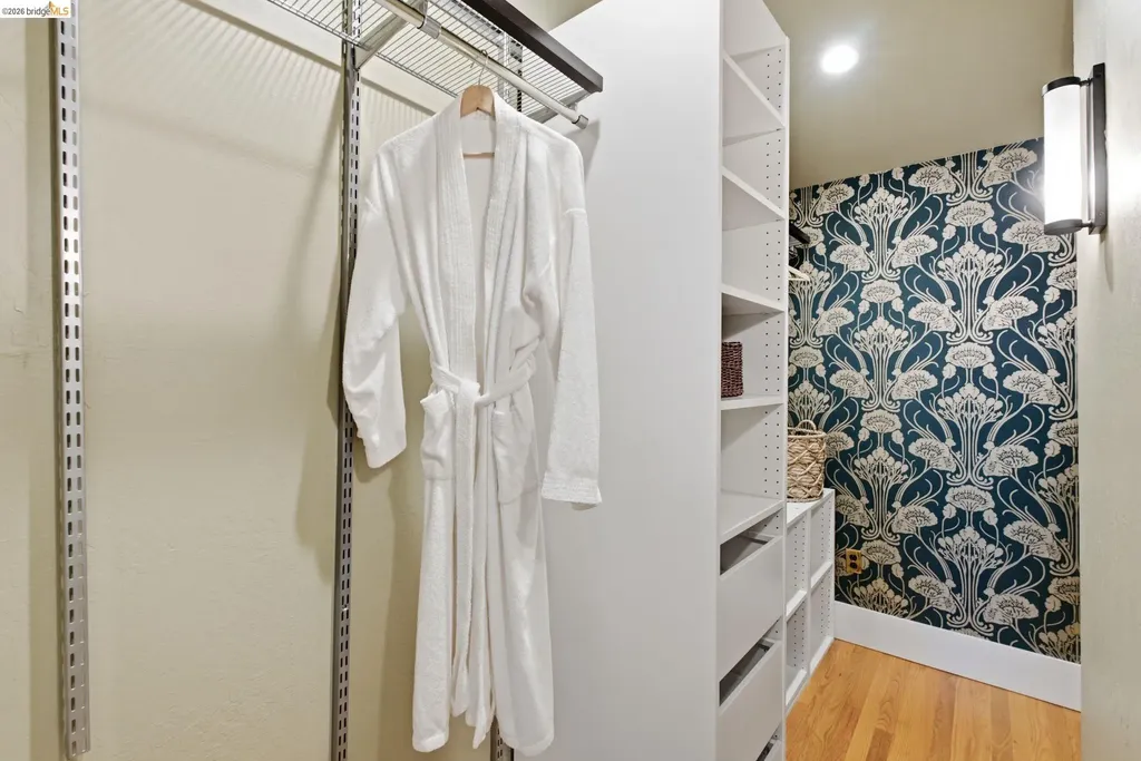 1504 Verdi Street Alameda CA 94501