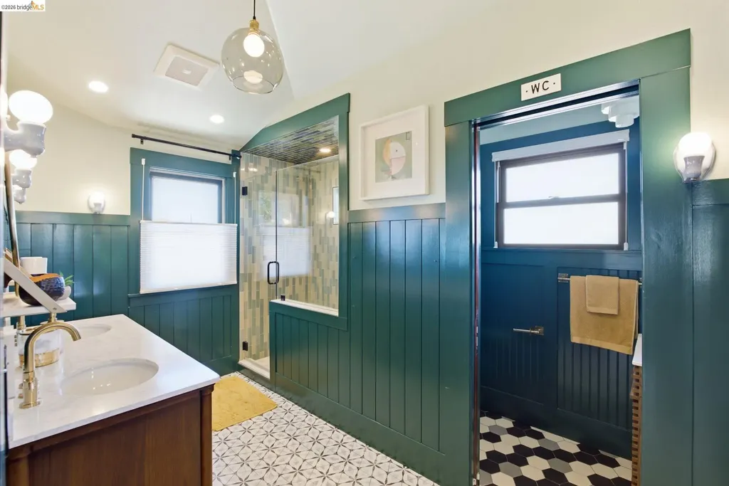 1504 Verdi Street Alameda CA 94501