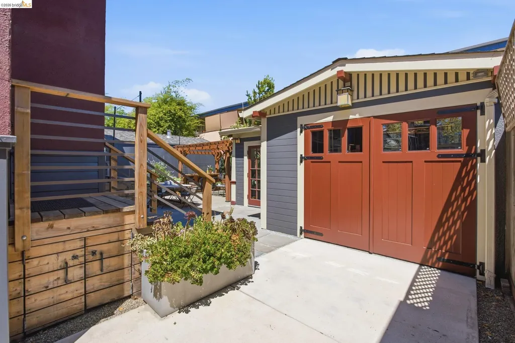 1504 Verdi Street Alameda CA 94501