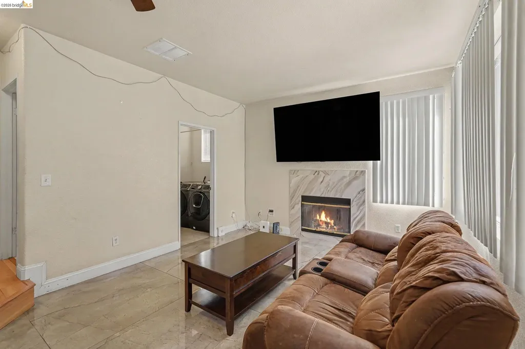 5200 Fairside Way Antioch CA 94531