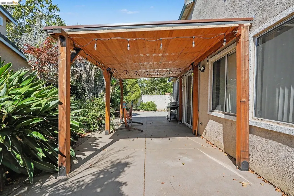 5200 Fairside Way Antioch CA 94531