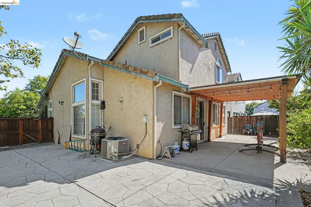 5200 Fairside Way Antioch CA 94531