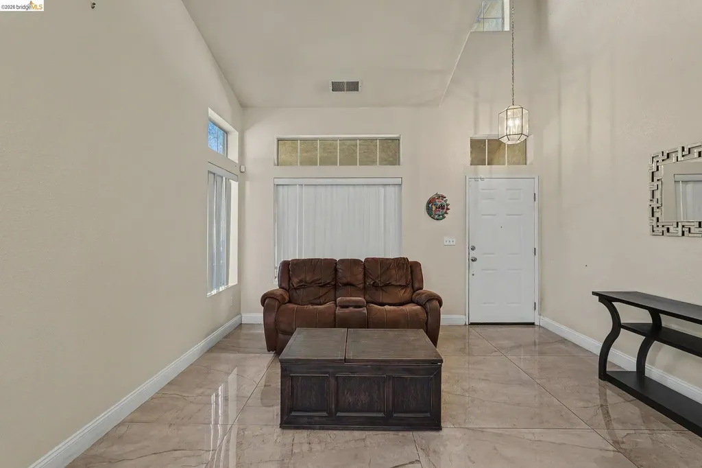 5200 Fairside Way Antioch CA 94531