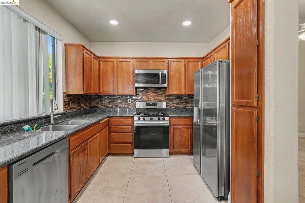 5200 Fairside Way Antioch CA 94531