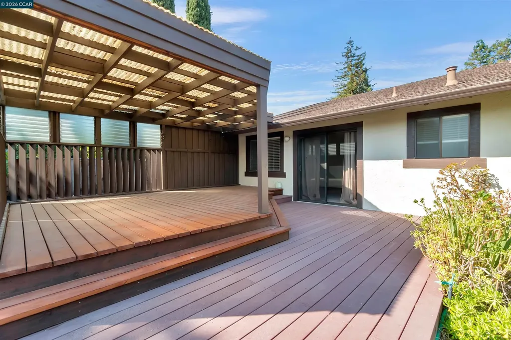 332 Downham Court Walnut Creek CA 94598