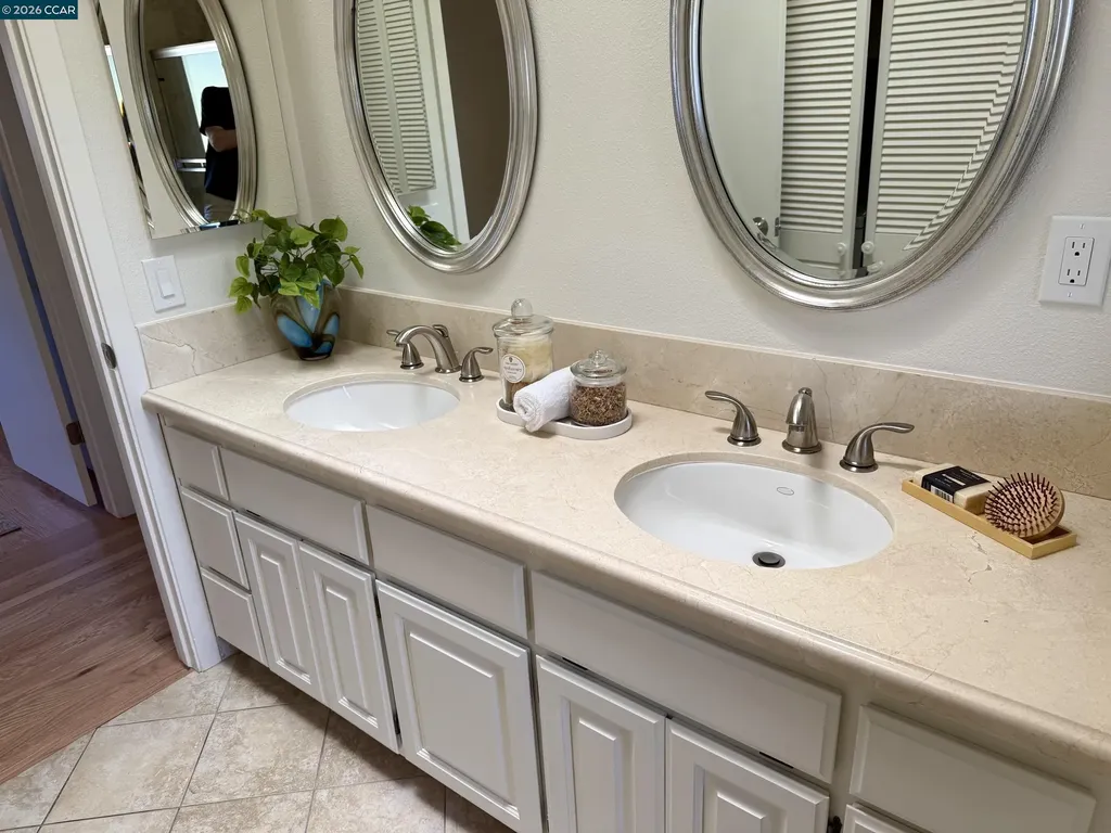 423 Deerfield Drive Moraga CA 94556