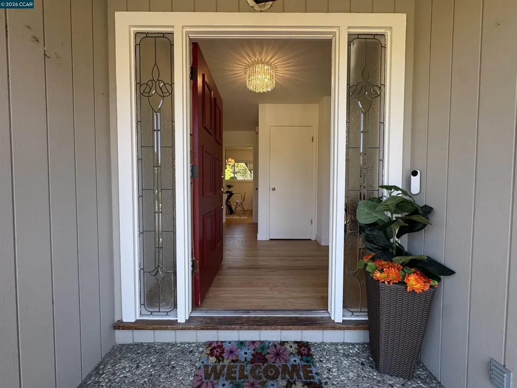423 Deerfield Drive Moraga CA 94556
