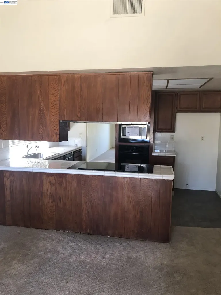 25 Pamplona San Ramon CA 94583