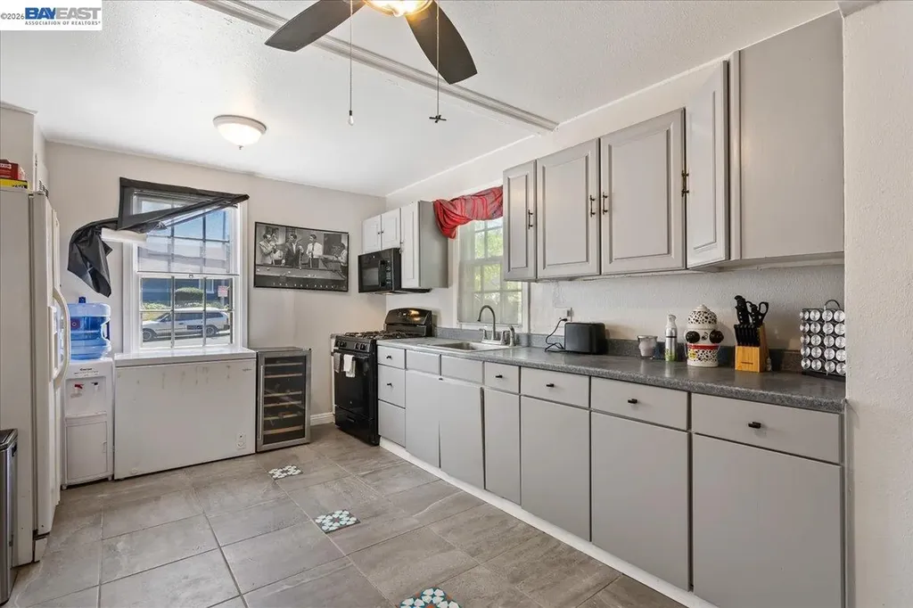 44 Parrott Street Vallejo CA 94590