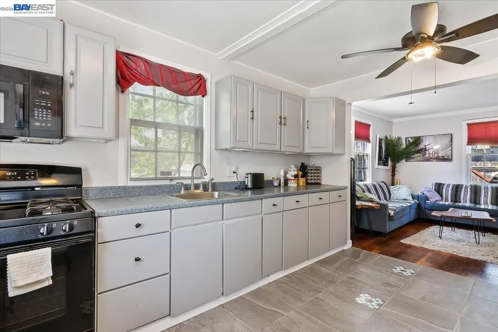 44 Parrott Street Vallejo CA 94590