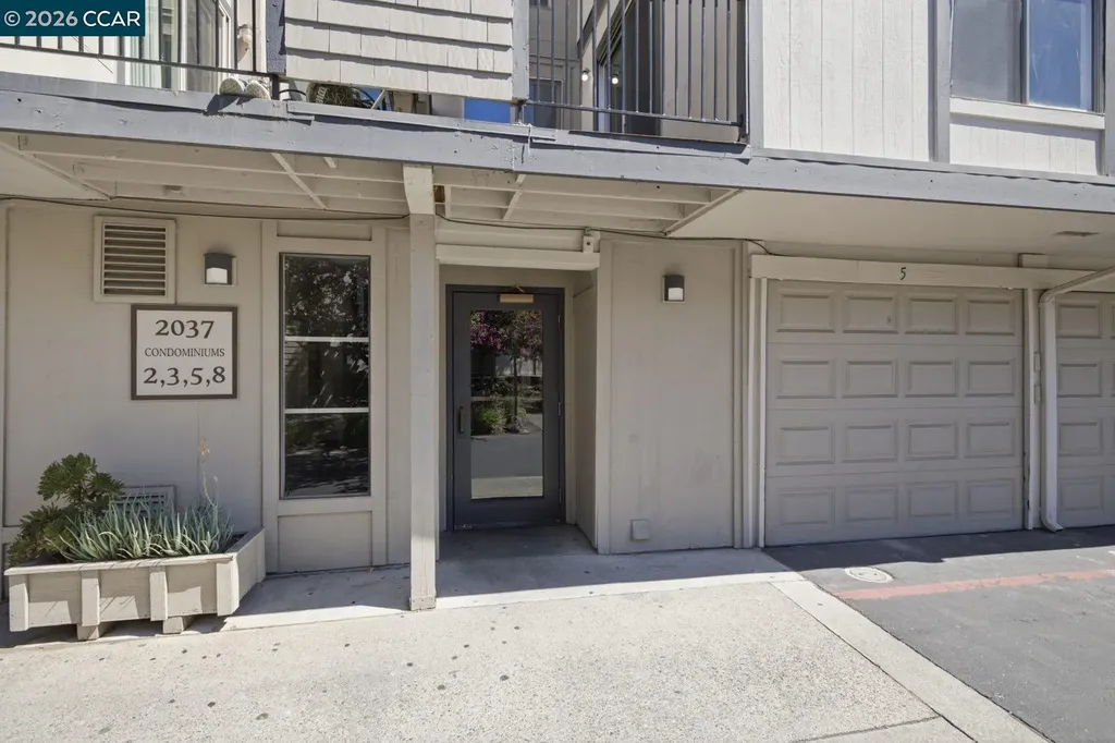 2037 Sierra Road Concord CA 94518