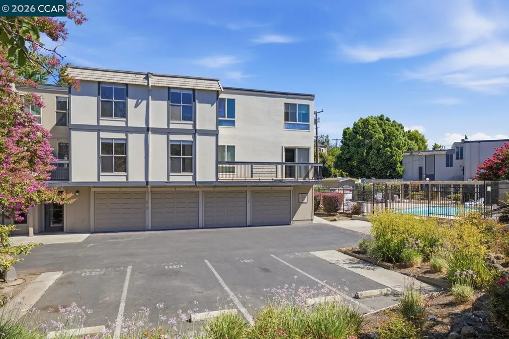 2037 Sierra Road Concord CA 94518