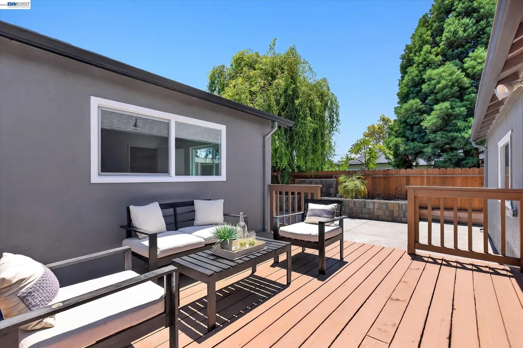 1154 Avon Avenue San Leandro CA 94579
