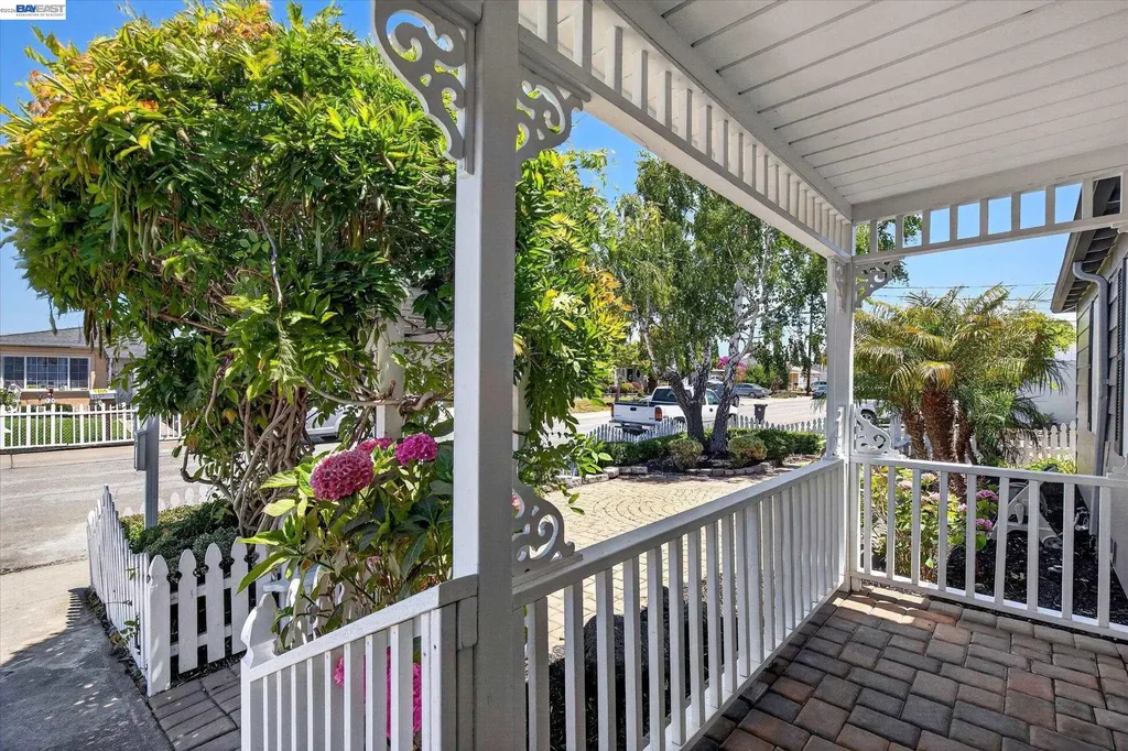 1154 Avon Avenue San Leandro CA 94579