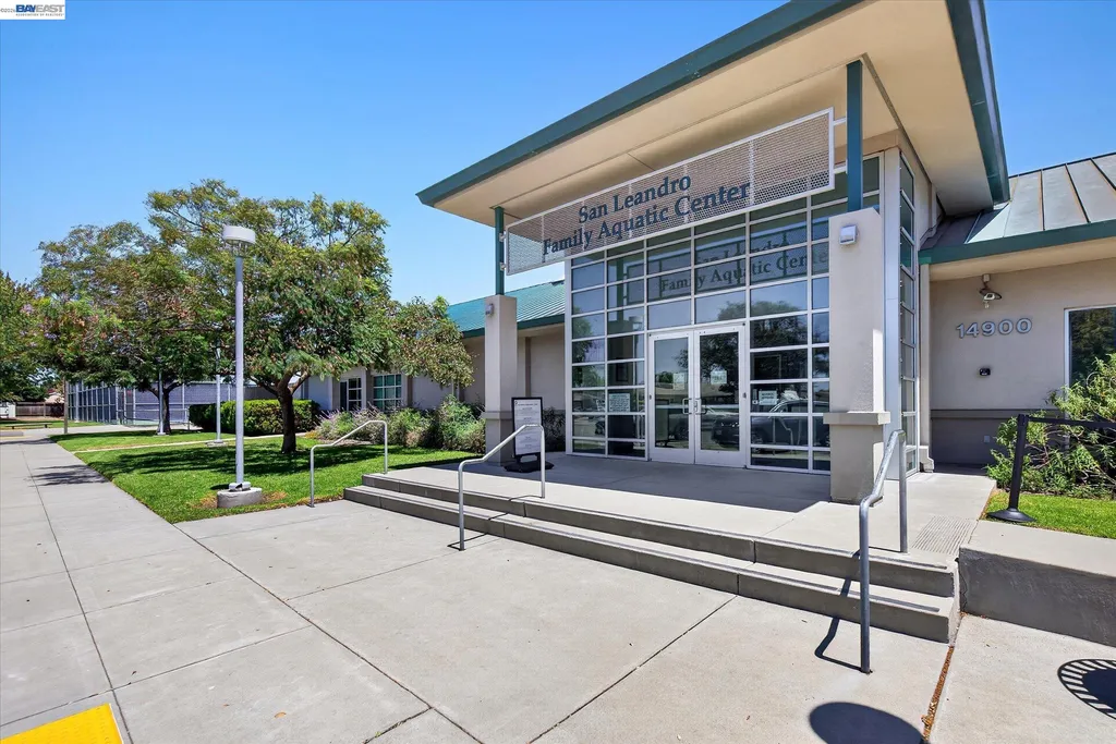 1154 Avon Avenue San Leandro CA 94579