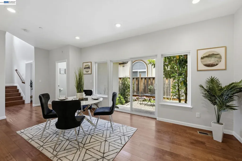 307 Dana Street Fremont CA 94539