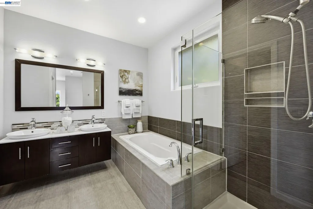 307 Dana Street Fremont CA 94539