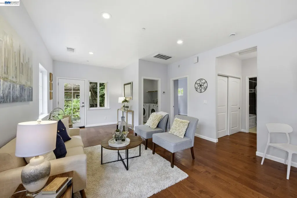 307 Dana Street Fremont CA 94539