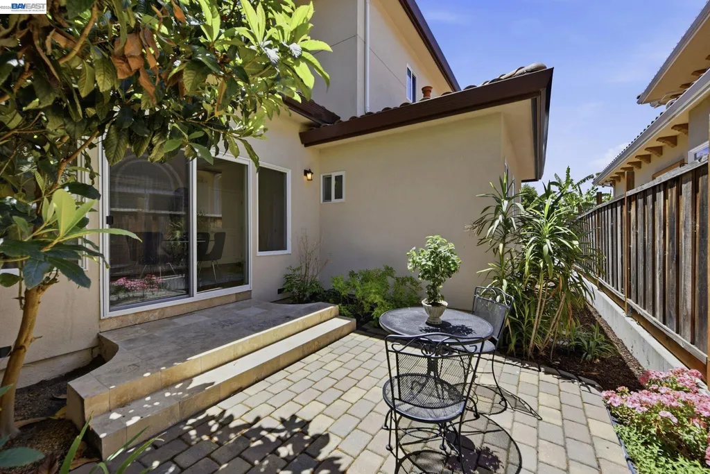 307 Dana Street Fremont CA 94539