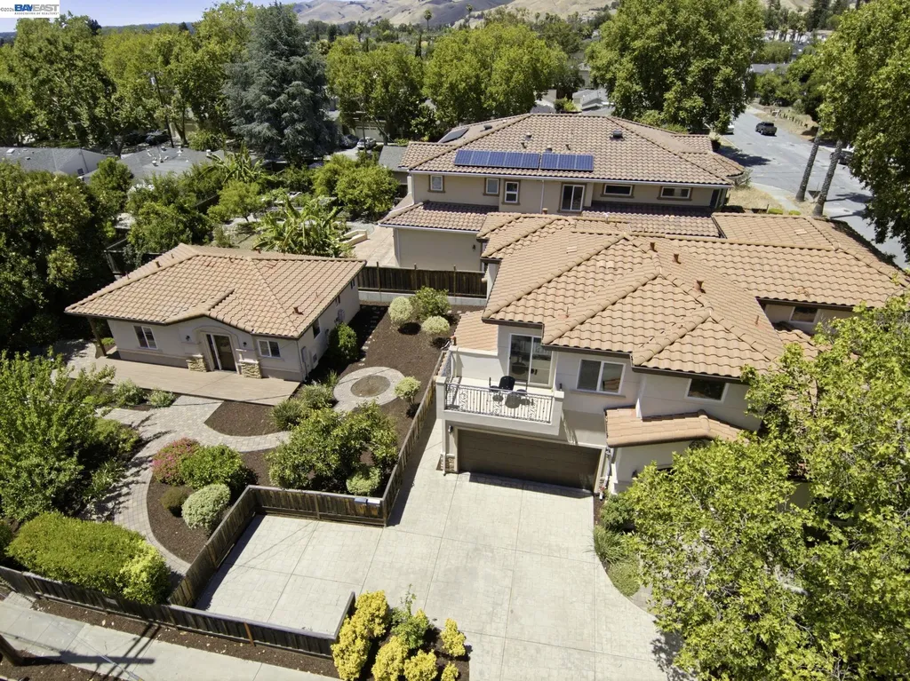 307 Dana Street Fremont CA 94539