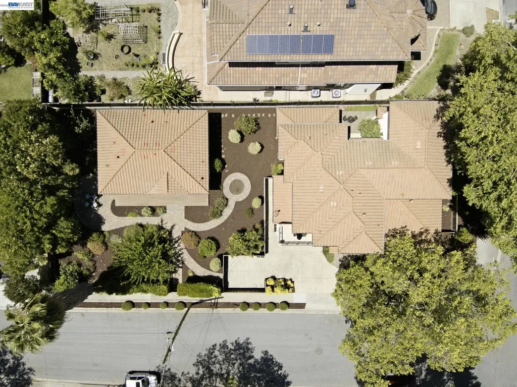 307 Dana Street Fremont CA 94539