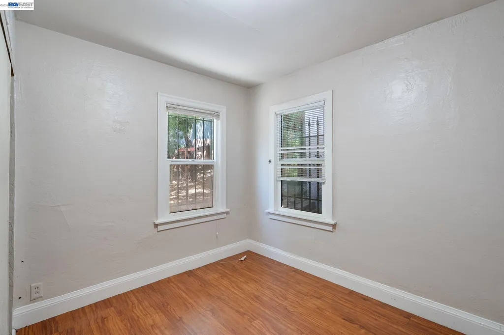 4500 San Carlos Avenue Oakland CA 94601