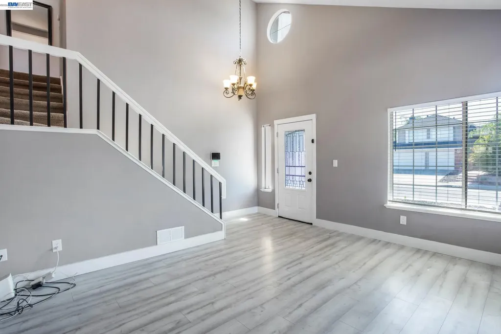 305 Helena Court Oakley CA 94561