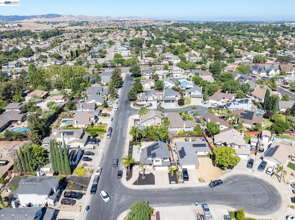 305 Helena Court Oakley CA 94561