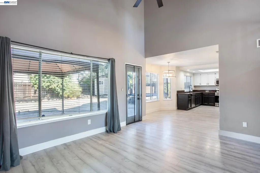 305 Helena Court Oakley CA 94561
