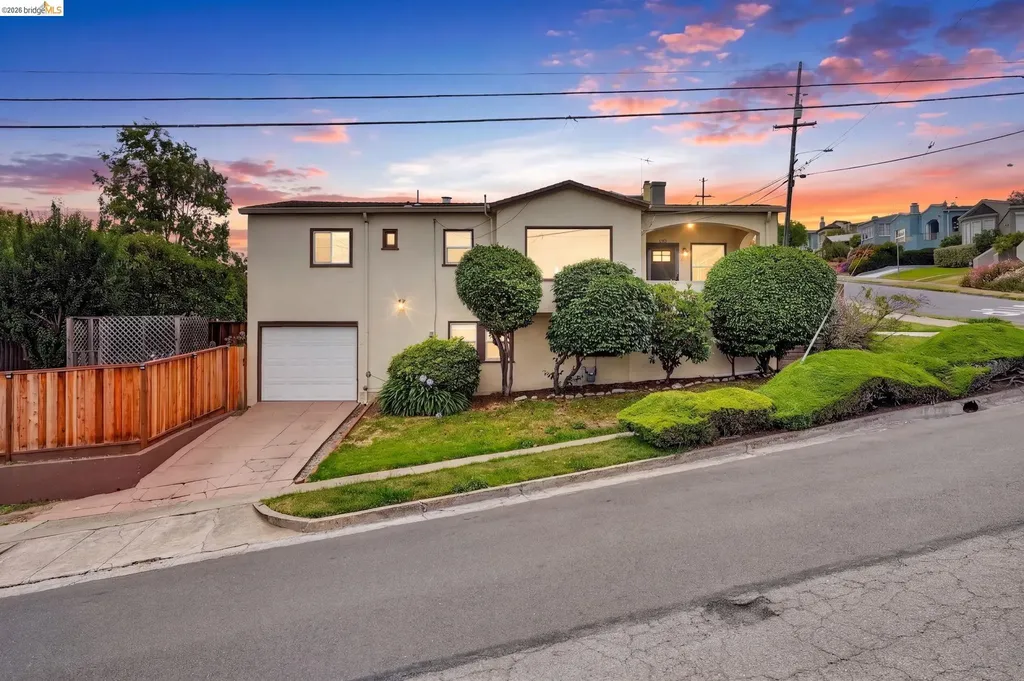 2760 Best Avenue Oakland CA 94619
