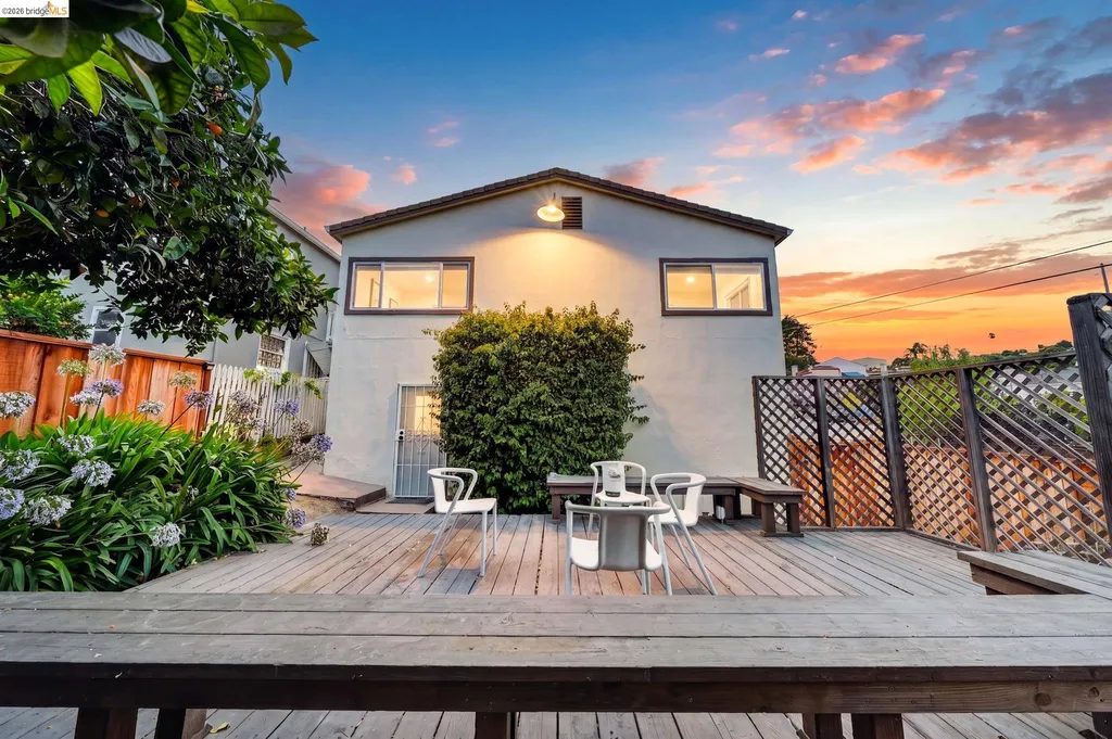 2760 Best Avenue Oakland CA 94619