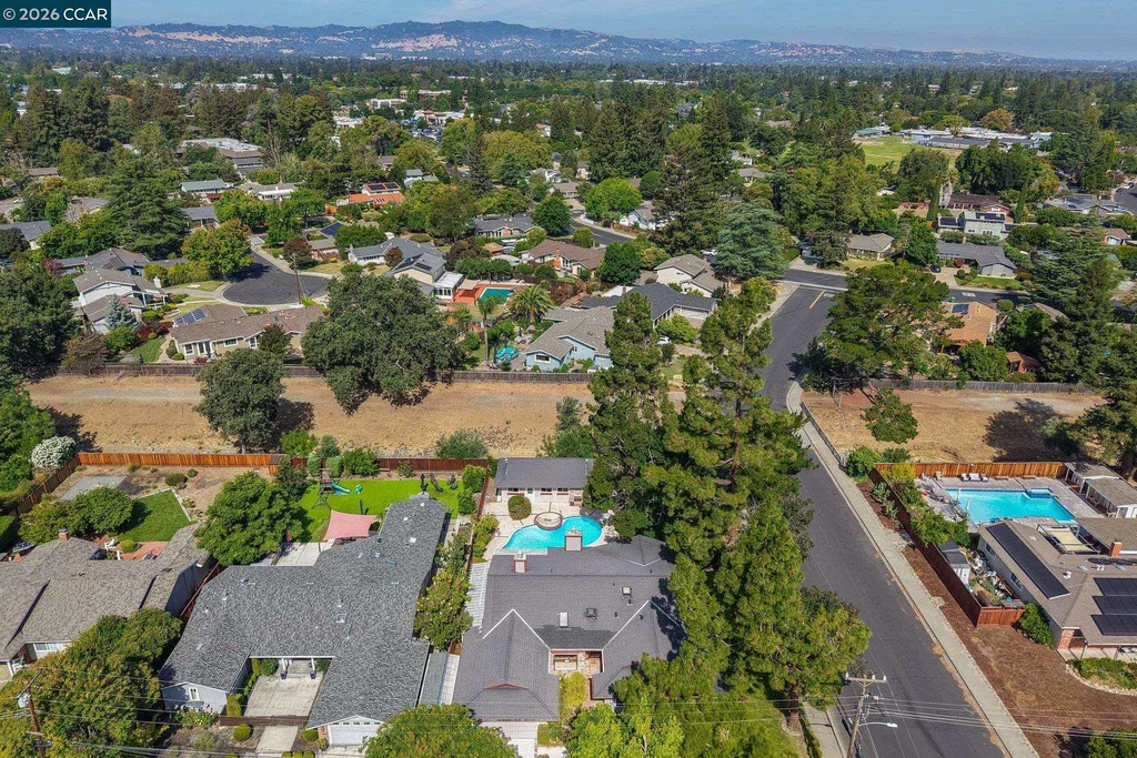 185 Rock Oak Court Walnut Creek CA 94598