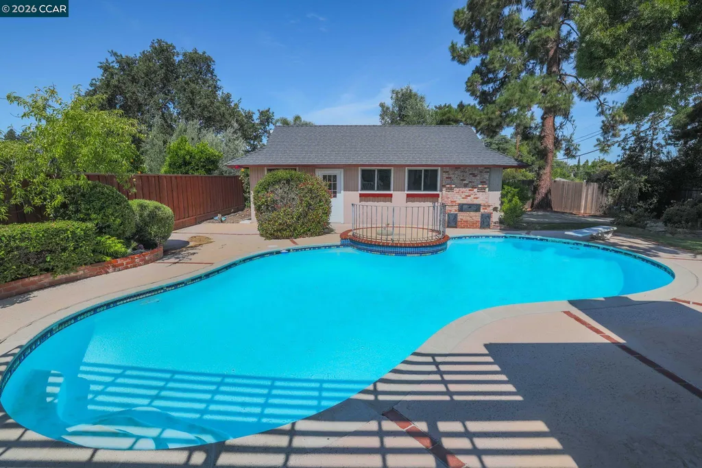 185 Rock Oak Court Walnut Creek CA 94598