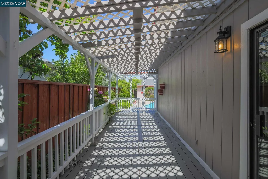 185 Rock Oak Court Walnut Creek CA 94598
