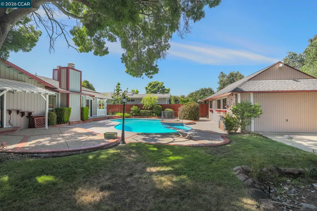 185 Rock Oak Court Walnut Creek CA 94598