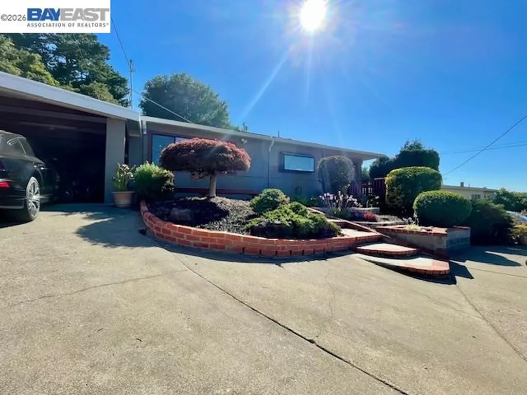 301 Joan Vista Street El Sobrante CA 94803