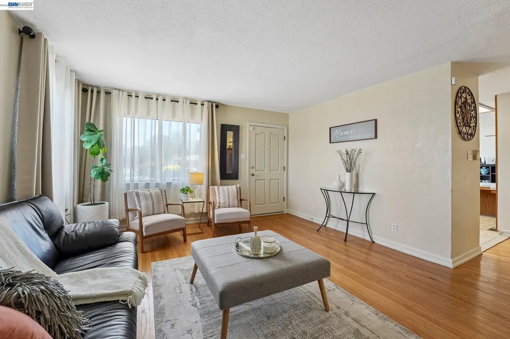 301 Joan Vista Street El Sobrante CA 94803