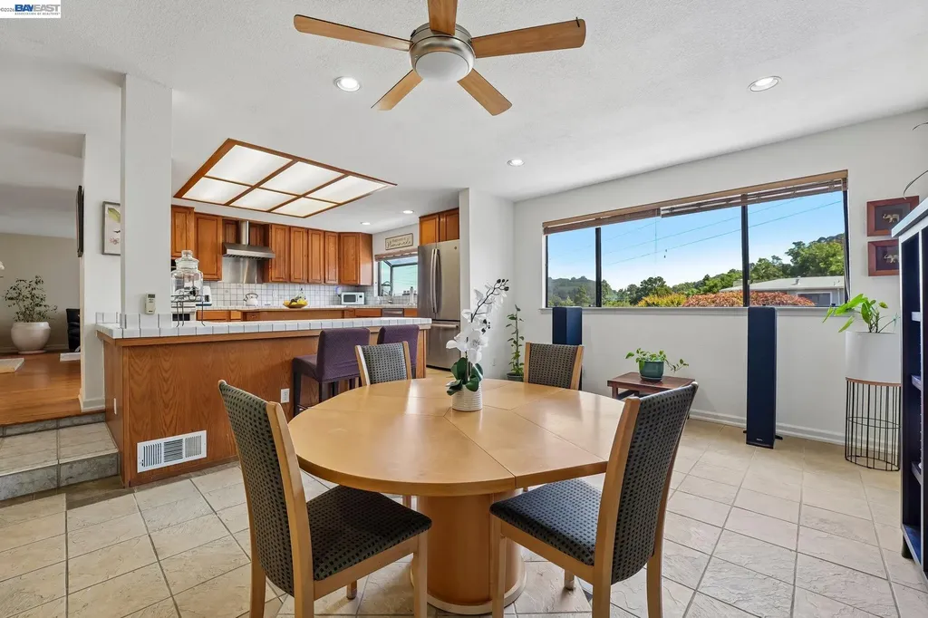 301 Joan Vista Street El Sobrante CA 94803