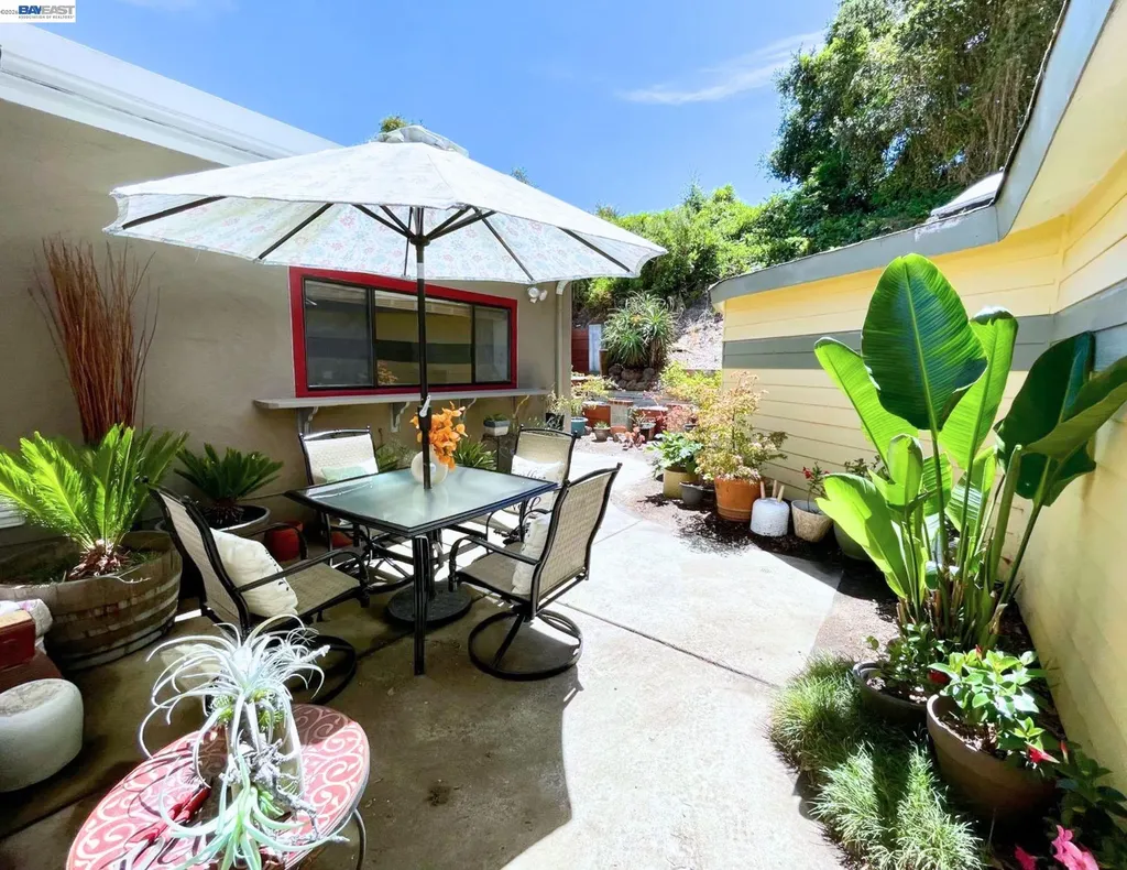301 Joan Vista Street El Sobrante CA 94803